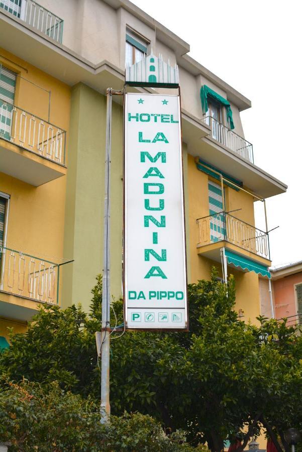 Hotel La Madunina Varazze Esterno foto